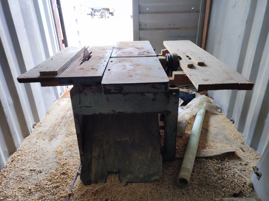 Продам циркулярку бу