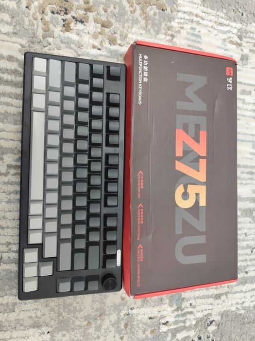 Продаю клавиатура MENGZU Z75