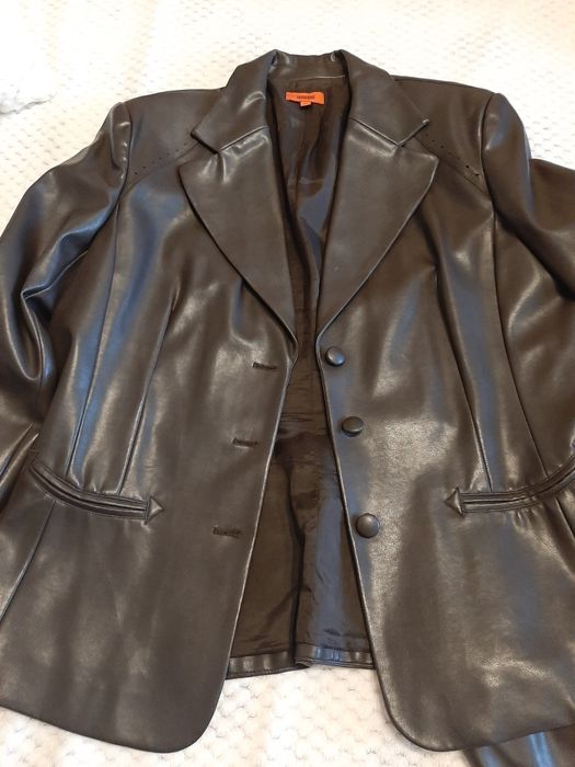 Costum piele ecologica maro