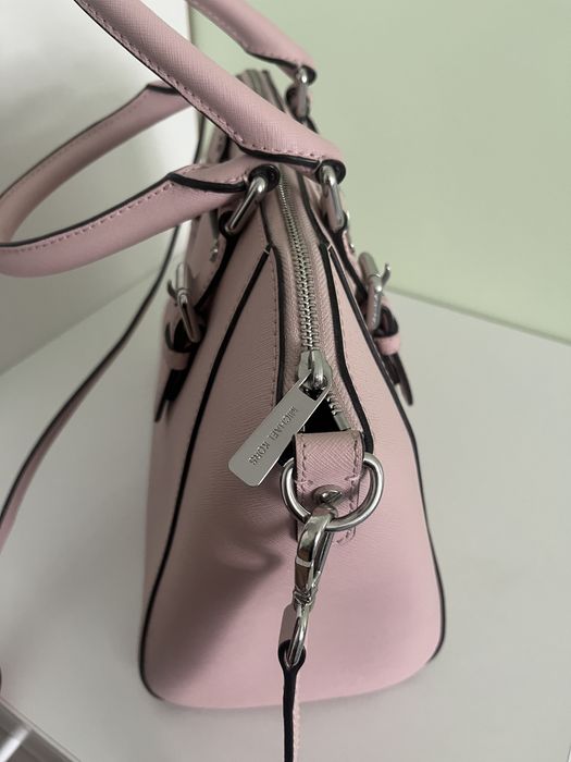 Чанта/ протмоне и ключодържател Michael Kors