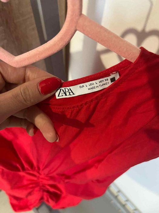 Червена рокля Zara