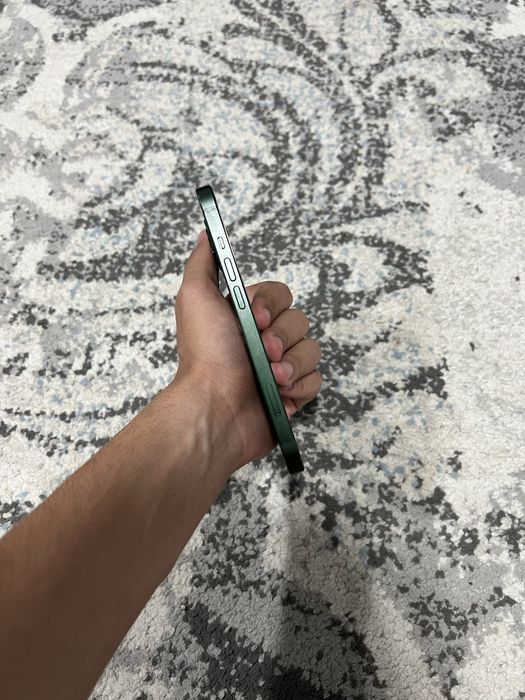 Iphone 13 sotiladi