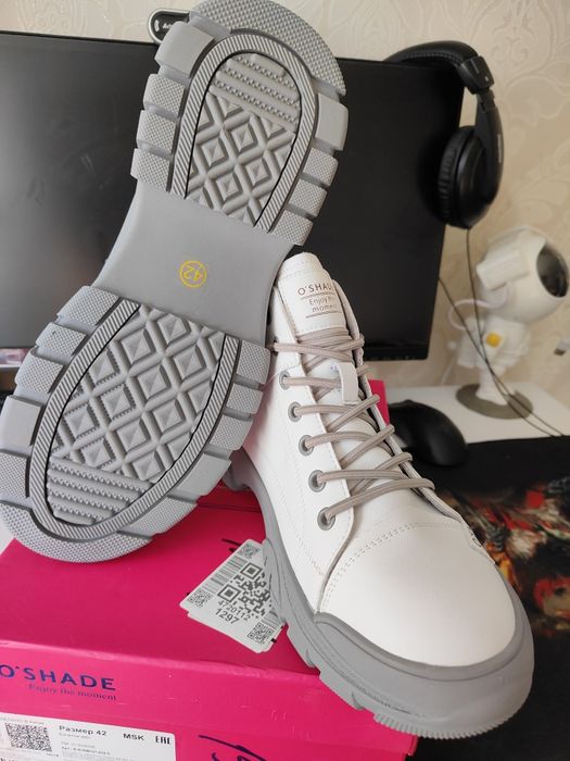 Продам ботинки весна - осень