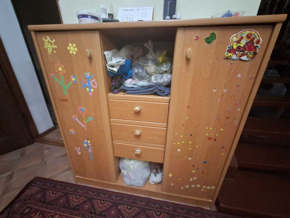 Комод шкаф с дверцами