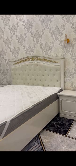 Spalni mebel sotiladi