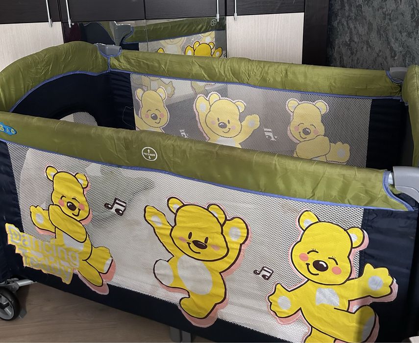 Продам манеж