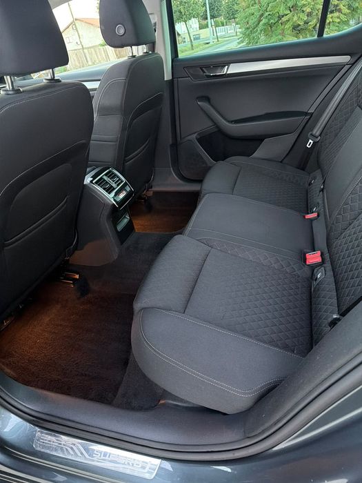 Skoda Superb sedan 2.0D