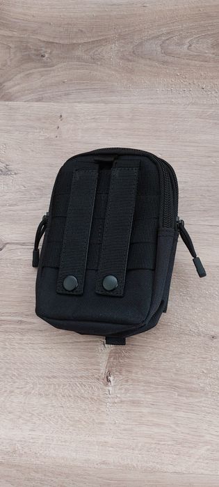 Toc multifunctional pentru curea - Negru