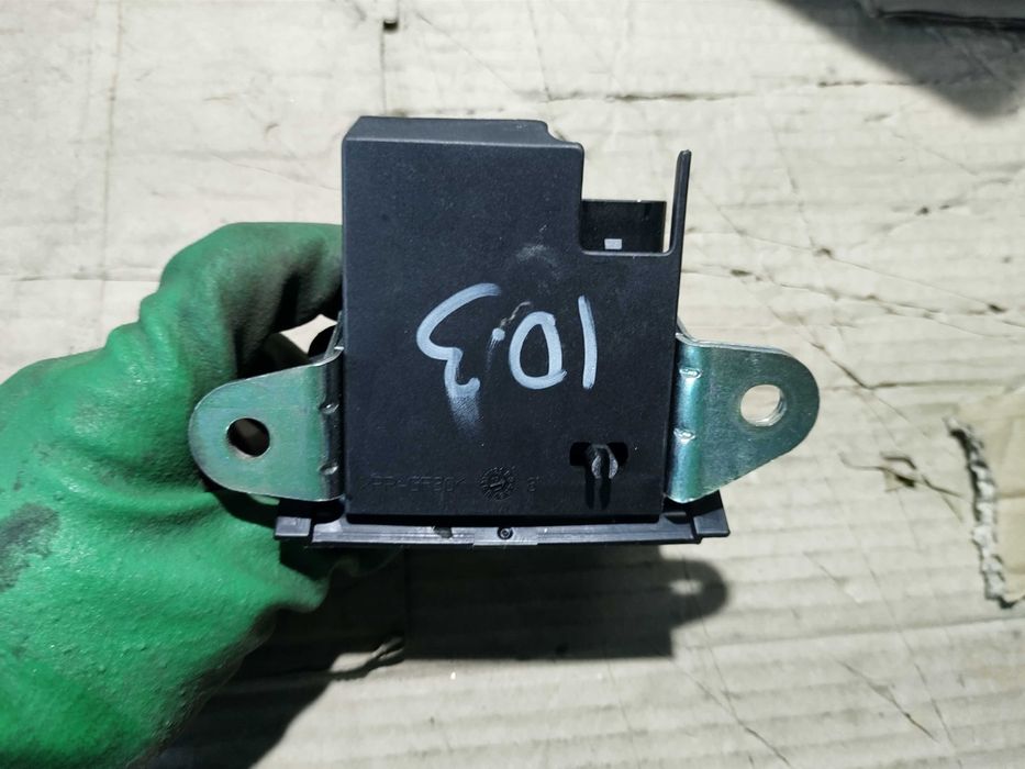 Брава Задна Врата Багажник VW ID.3 E11 pro