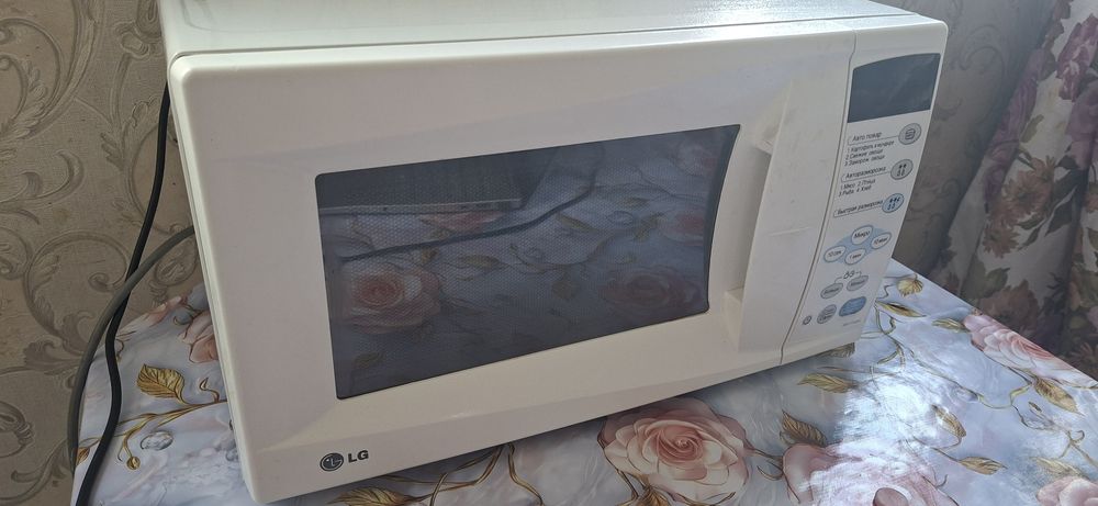 Микроволновка LG