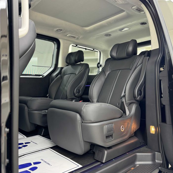 Hyundai Staria Luxe 2026