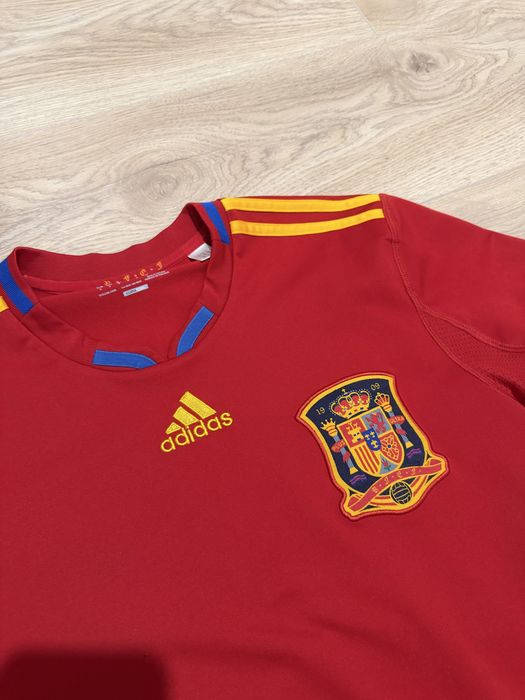 Tricou de fotbal Adidas Spania 2010 campionatul mondial ORIGINAL marime M ca nou