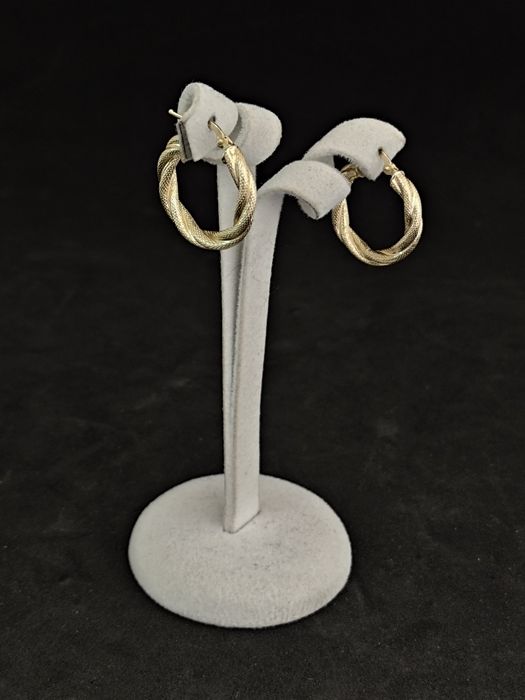 НОВИ Златни Обеци 2.6гр / 14К