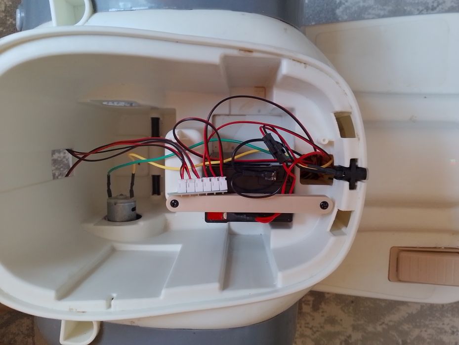 Продам детский мотоцикл  на акуме