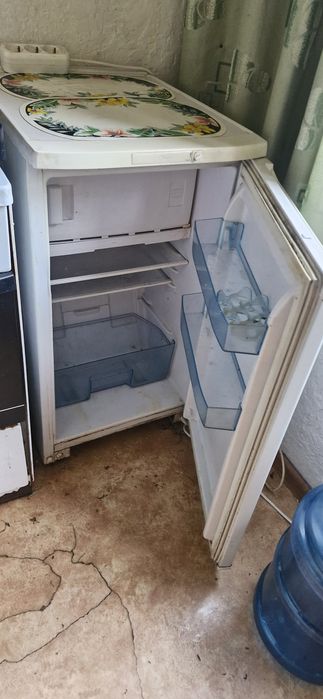 продам холодильник