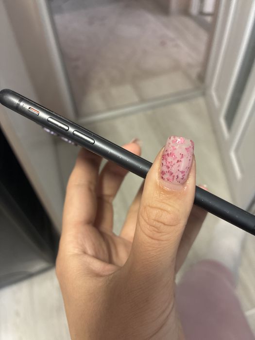 Iphone 11 64 gb 87 %