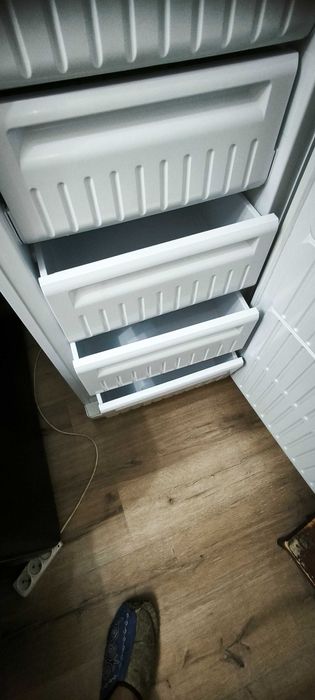 Морозильник Indesit SFR 167