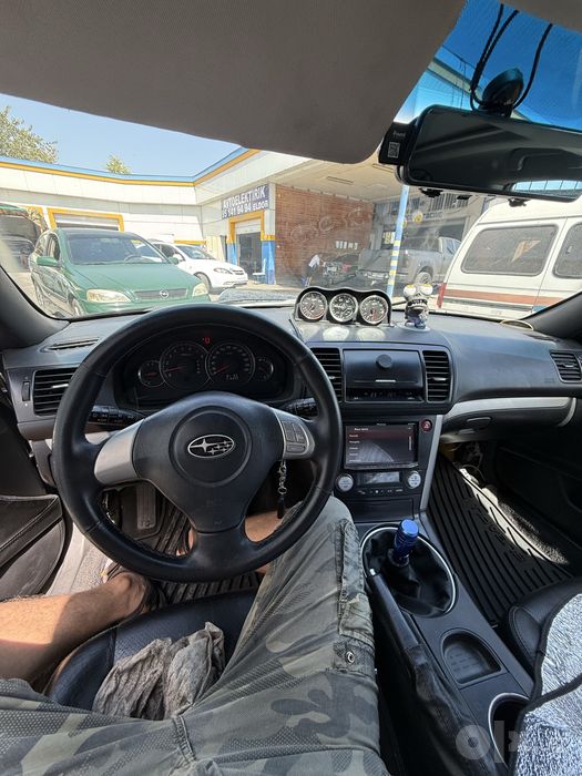 Продается автомобиль SUBARU OUTBACK 2009 года , обьем 2,5 литра turbo