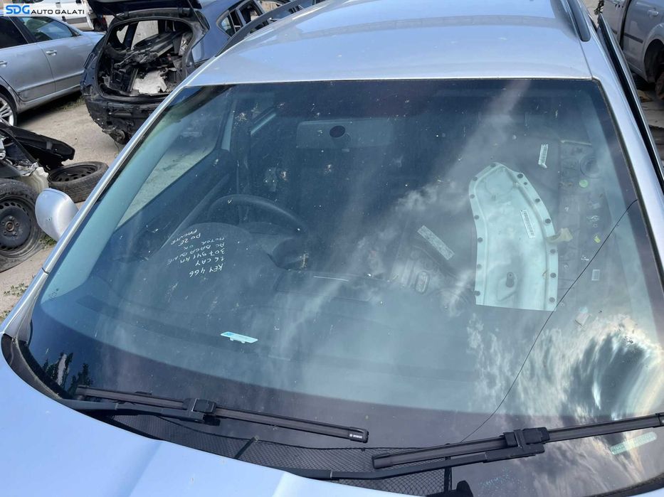 Parbriz Geam Sticla Simplu Fara Senzor sau Incalzire Skoda Octavia 2 2004 - 2013 [C5425]