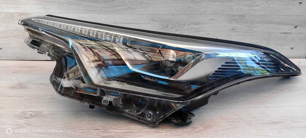 Фар за Toyota C-HR Full LED / Тойопта Ц-ХР Фул ЛЕД