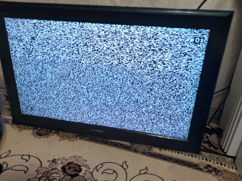 Телевизор в хорошем рабочем состоянии!!!