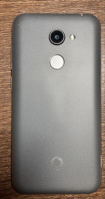 Vodafone Smart N8 (VFD 610) - Spart dar perfect funcțional