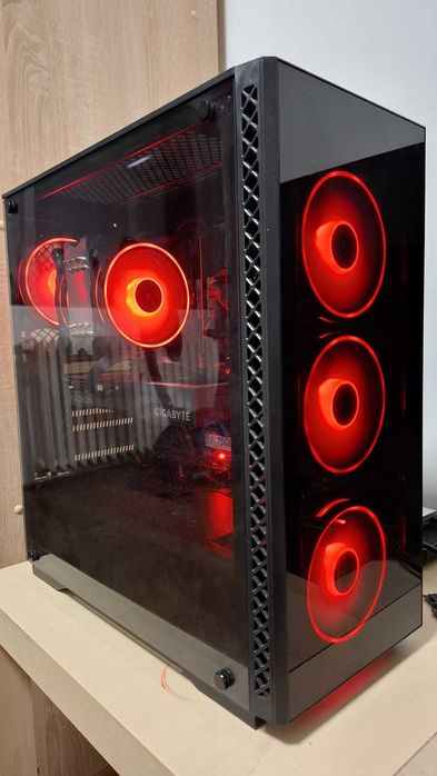 Vanzare desktop gaming