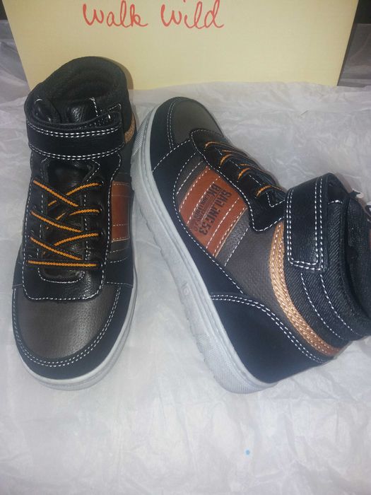 Нови Clarks/ indigo. Оригинали детски обувки. н.31