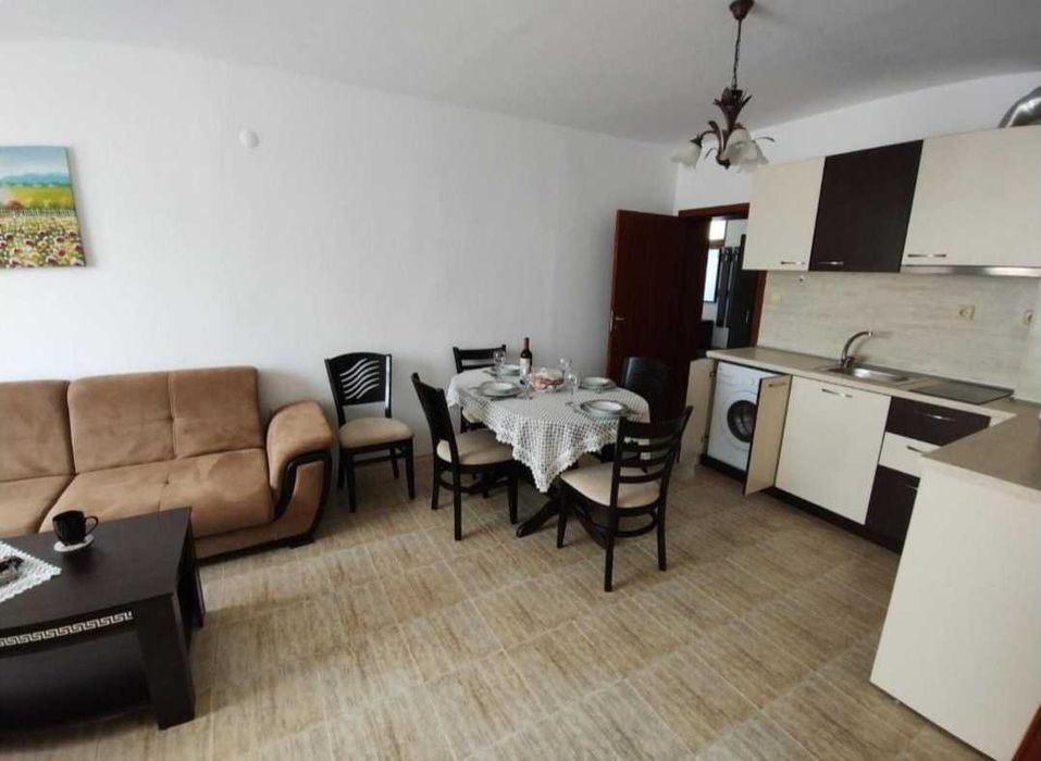 Дава се под наем Тристаен апартамент в Свети Влас - 82 кв.м за 500 € - Снимка #13