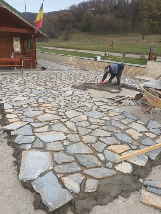 Piatra naturala de munte de Grecia 100%. Lucrez în toată Țara