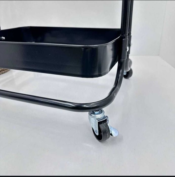 Железная тележка помощница