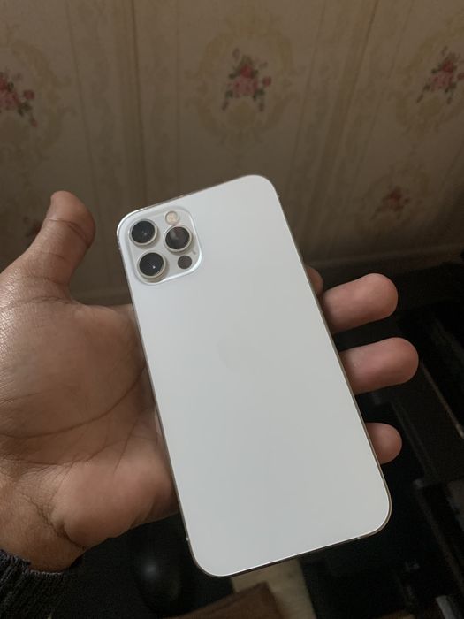 Iphone 12pro…………