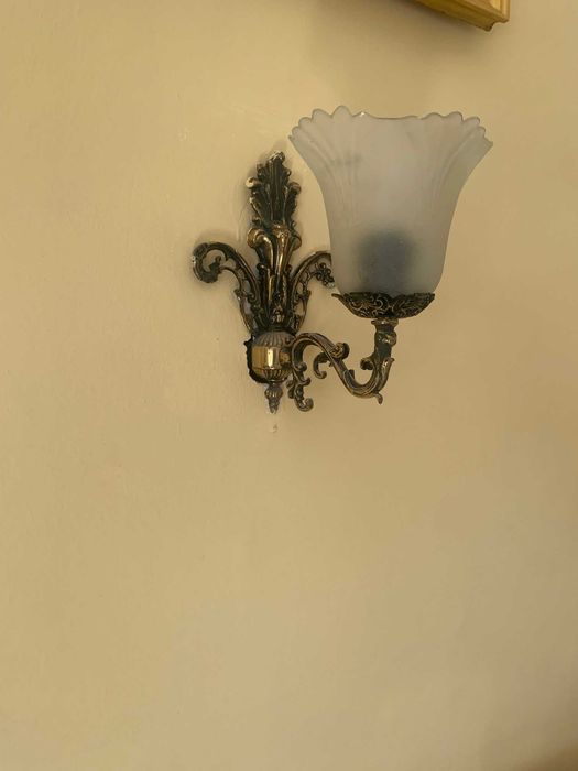 Продавам аплик  от месинг