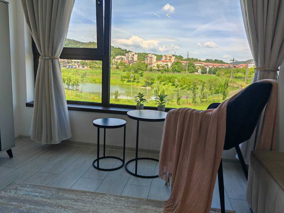 Prima inchiriere** Ap. 2 camere + parcare subterana Bdul Dem Radulescu, bloc nou, dotari premium, vedere lac