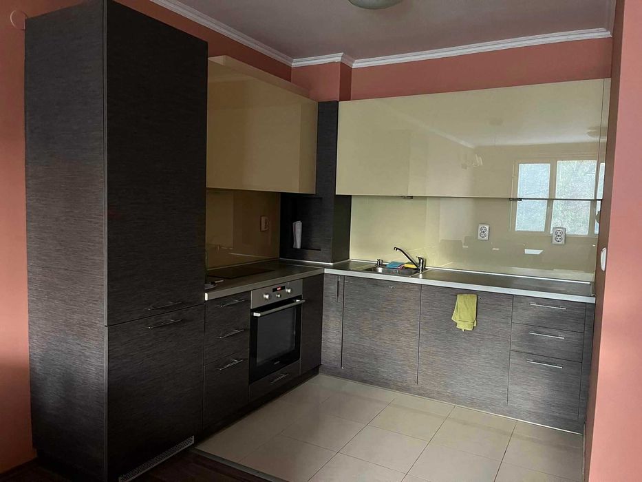 Дава се под наем Двустаен апартамент в София, Банишора - 80 кв.м за 450 € - Снимка #2