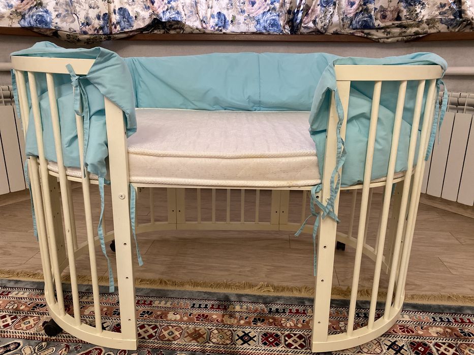 Кровать овальная, кровать круглая