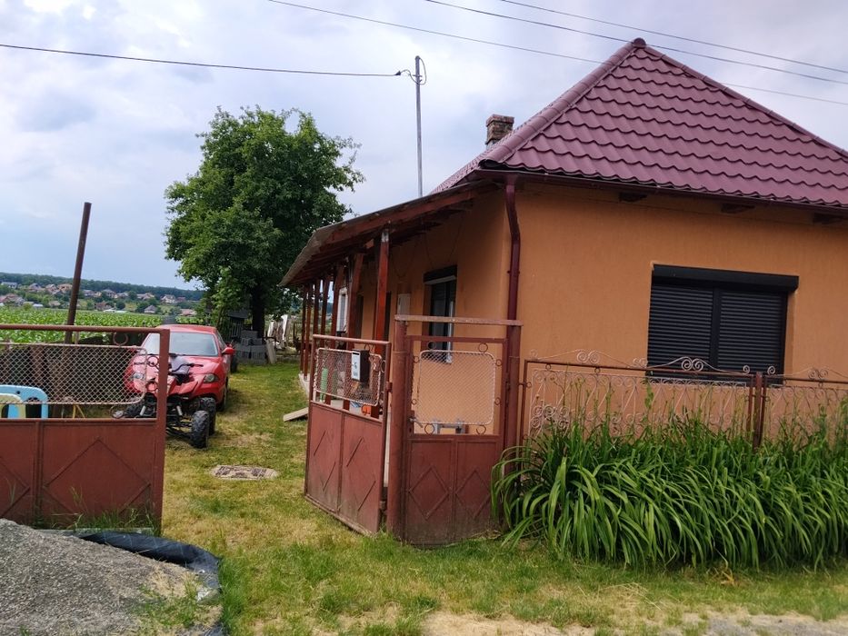 Casă de vânzare la țară