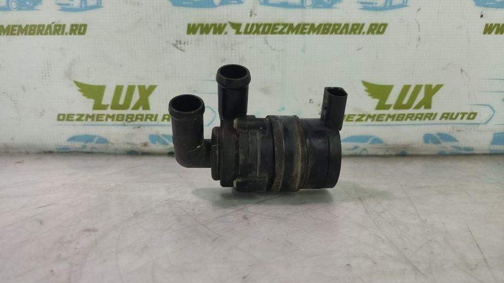 Pompa auxiliara apa 7L0965561j Volkswagen VW Touareg generatia 2 7P [