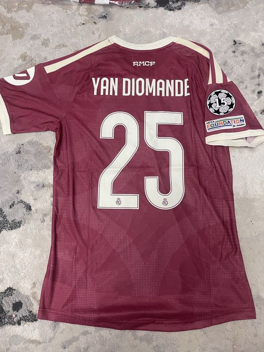 Tricou Yan Diomande - marimea M si L