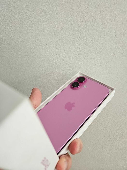 Iphone 16, 256 Gb, neverlock, nou la cutie pink, schimb.
