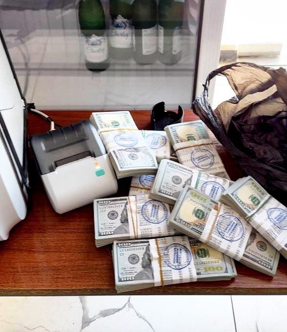 Проверка доллар. Валюта проверка.