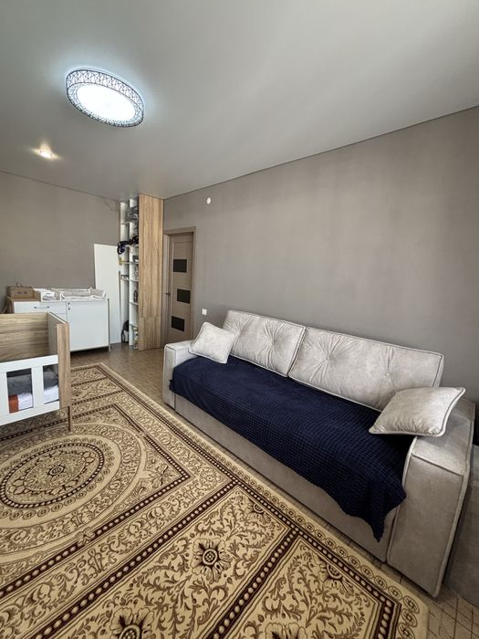 Продам 2к.кв. Нурсити 2мкр.