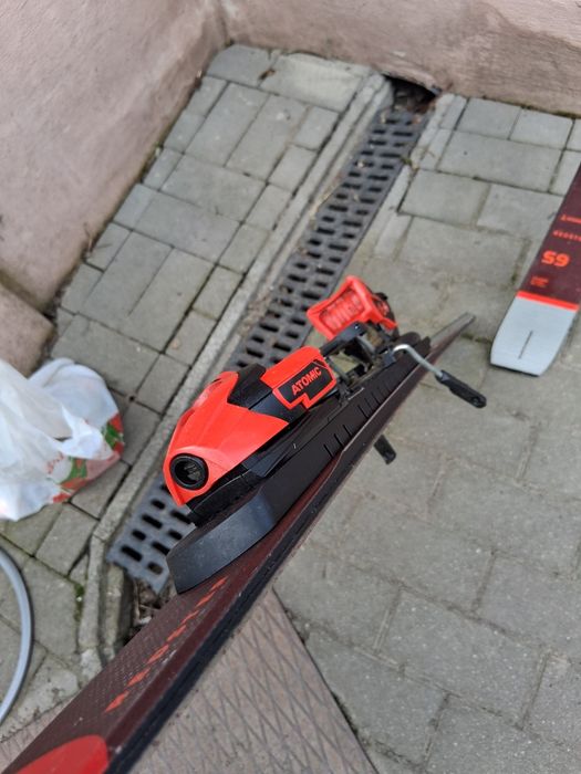 Schiuri atomic redster s9 138 cm legături x10