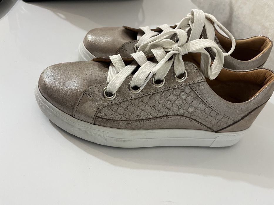 Размер 40, новые кеды