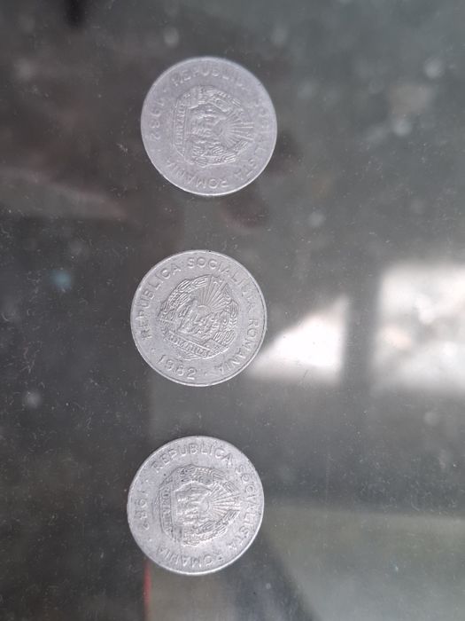 25 de  bani 1982 3 monede