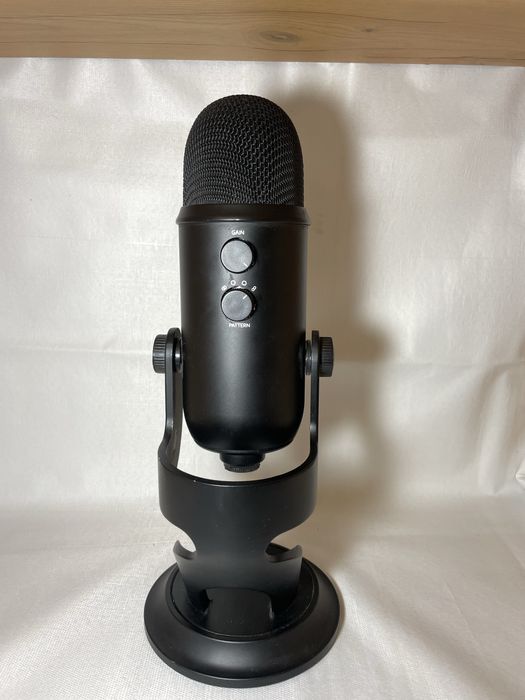 Микрофон blue yeti