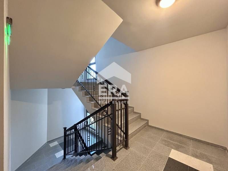 Продава се Тристаен апартамент в София, Кръстова вада - 100 кв.м за 2316 €/кв.м - Снимка #8