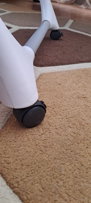 Срочно продаётся детский стульчик