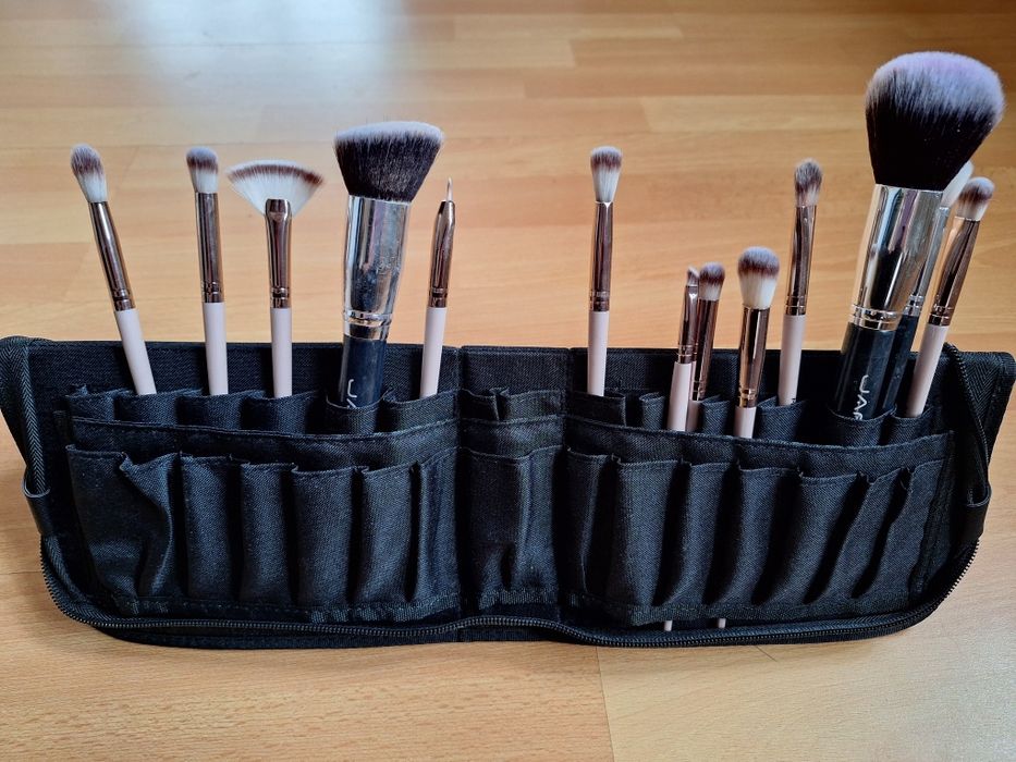 Кожен Makeup калъф,пречупващ се за четки