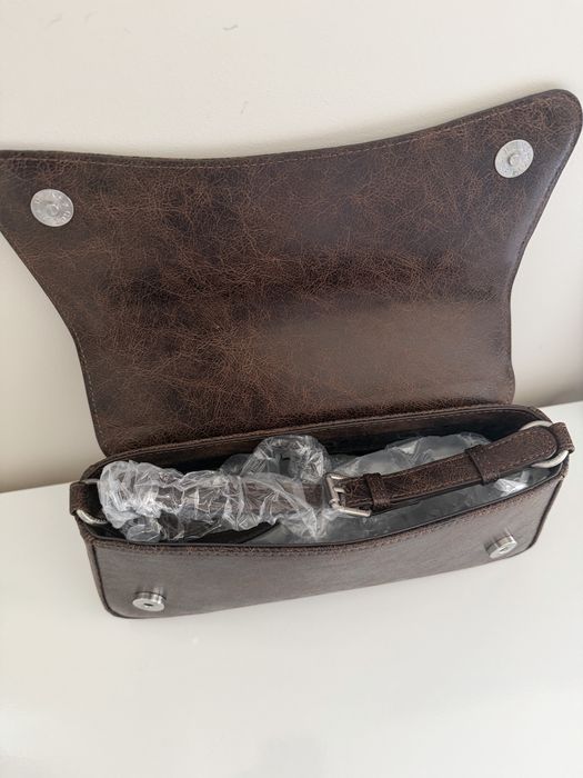 Дамски чанти Guess Jeans Steve Madden